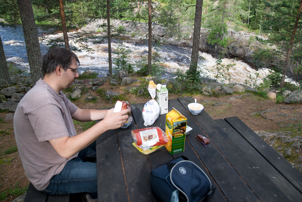 Breakfast at Noppikoski waterfall