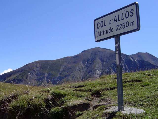 Col d'Allos, prv alpsk priesmyk
