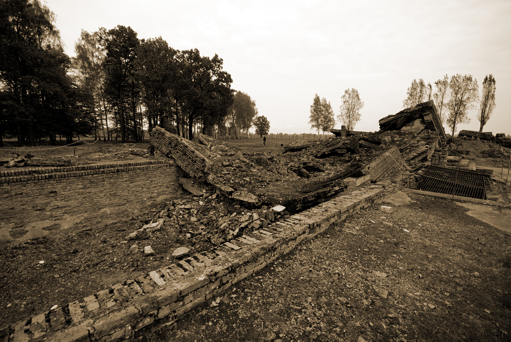Ruins of gas chamber 3